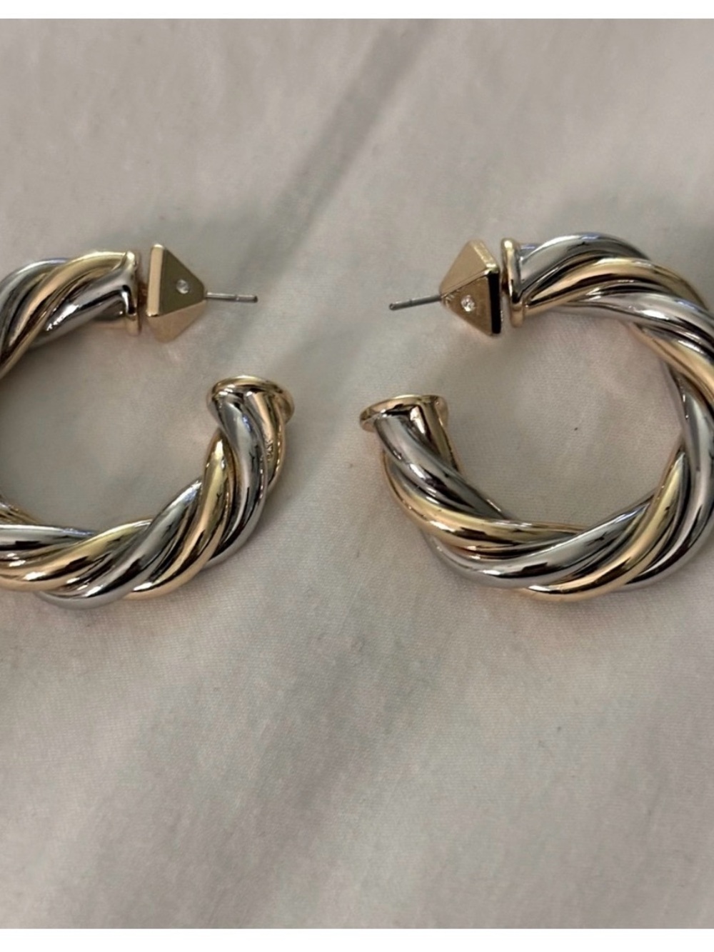 NWT WHBM Two-Tone Twisted Hoop Earrings - Gold & Silver Women Jewelry